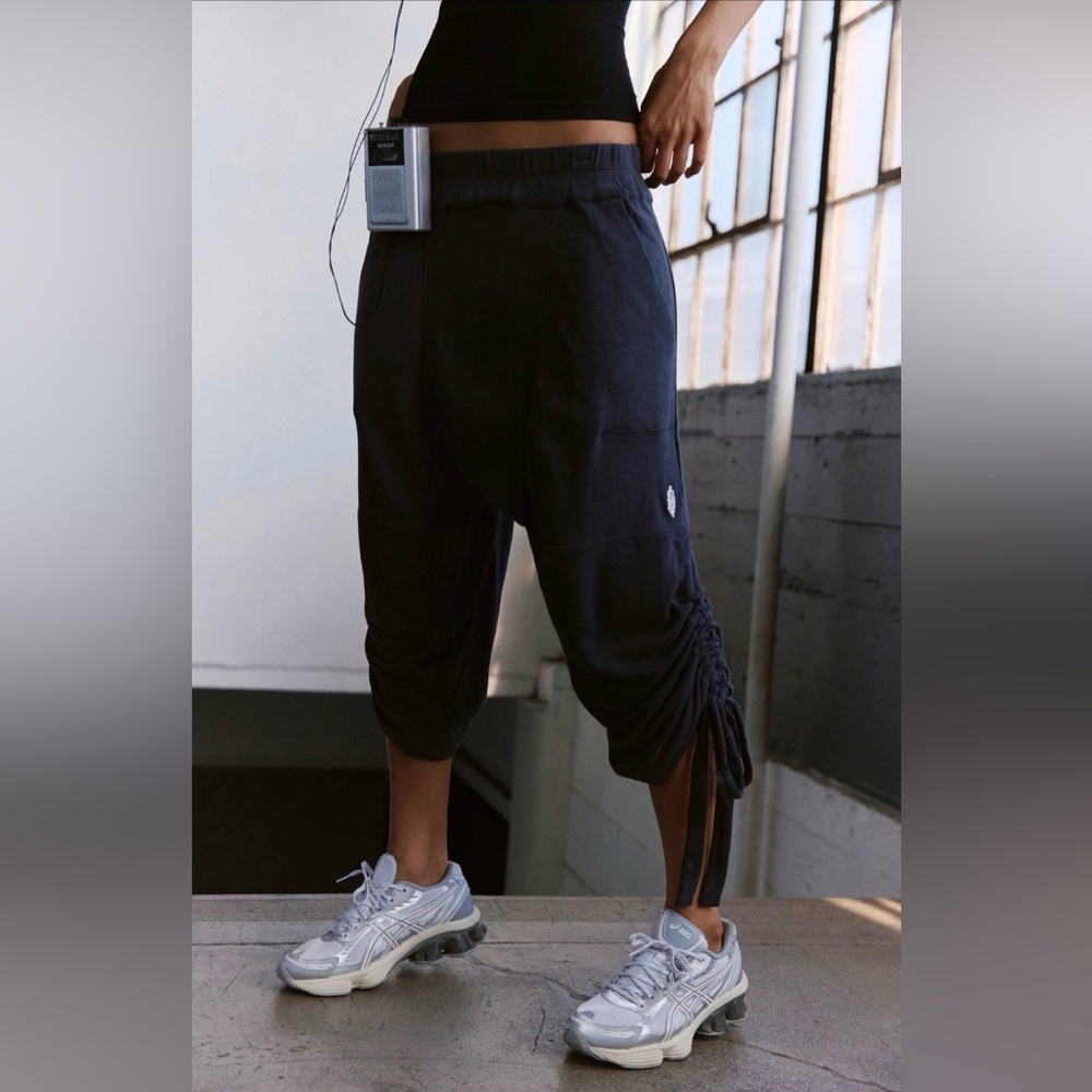 NWT FP Movement Pirouette Pants ~Black~ - Picture 3 of 4